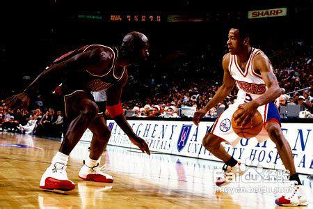 篮球突破技巧教学视频,掌握核心步伐，轻松突破对手防线